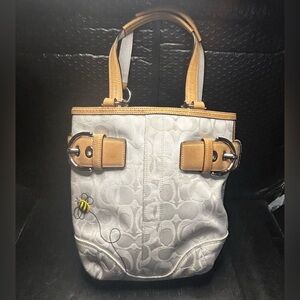 Coach 2005 Soho Lady Bumble Bee Signature Optic Cream Canvas & Leather Tote.